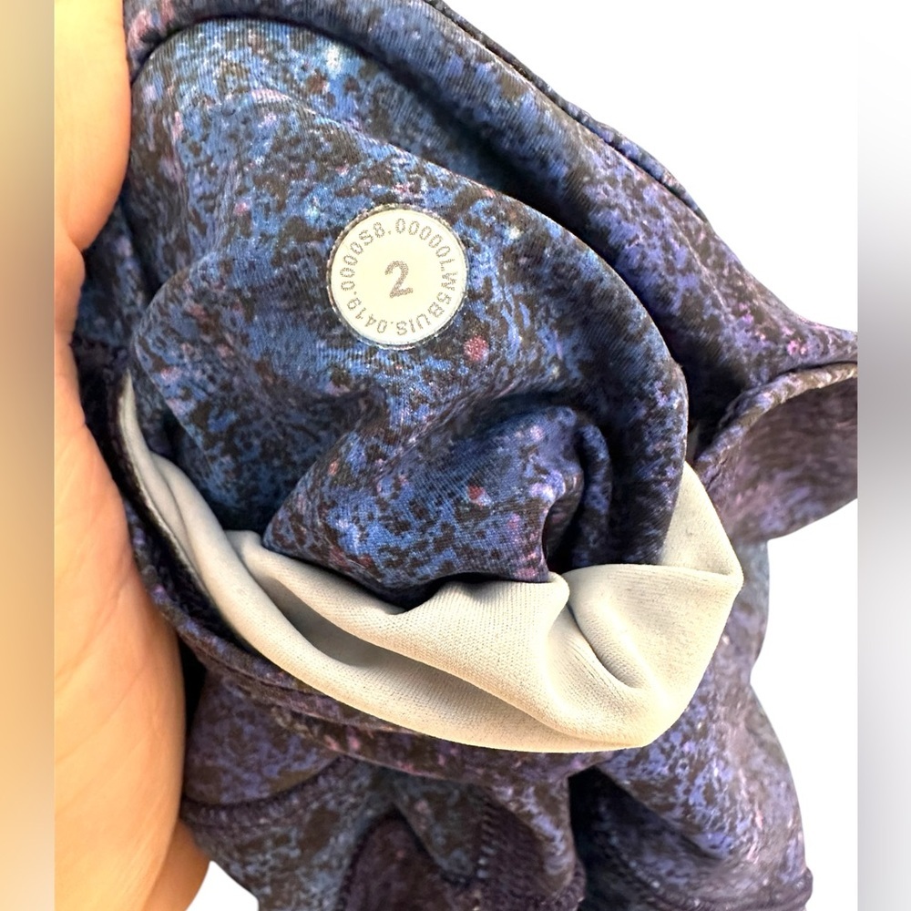 Lululemon Fast and Free Tight Nulux Polar Lights Blue Multi Galaxy leggings - Picture 6 of 7